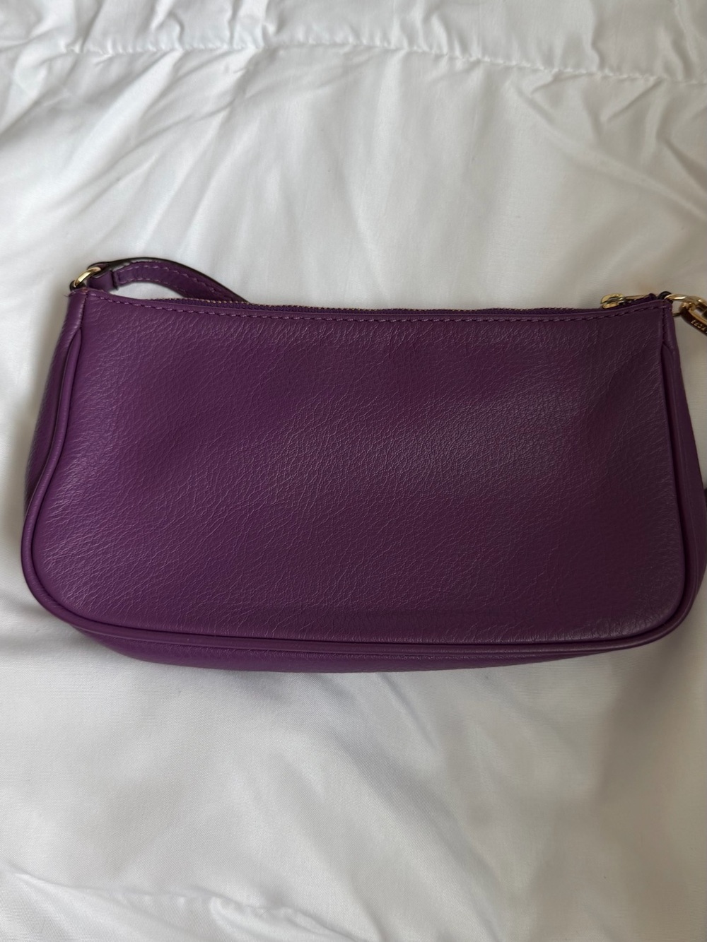 Michael Kors Plum Leather Shoulder Bag with Gold Plaque - Picture 3 of 6